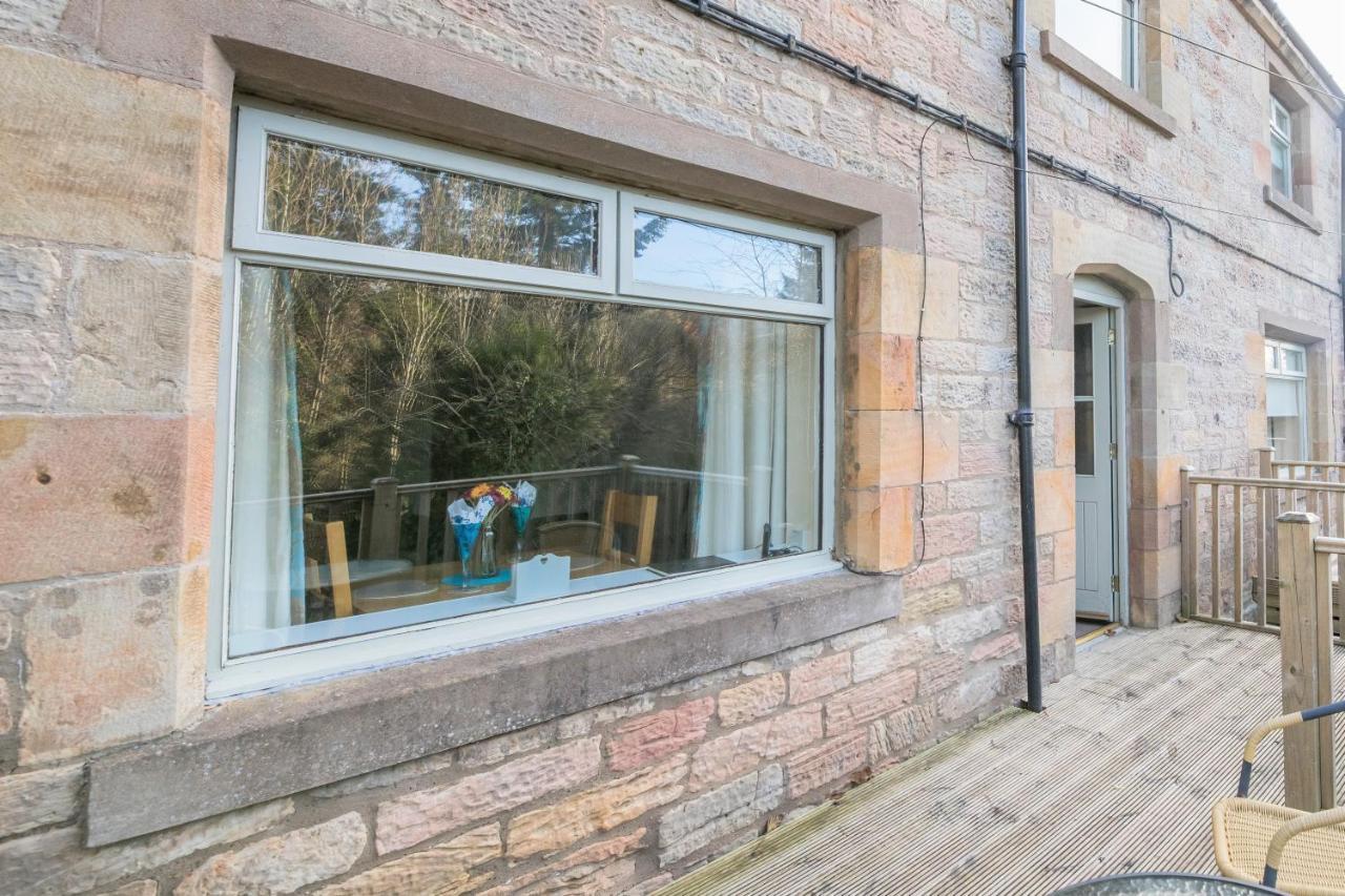 Host & Stay - Daisy Cottage Bamburgh Bagian luar foto